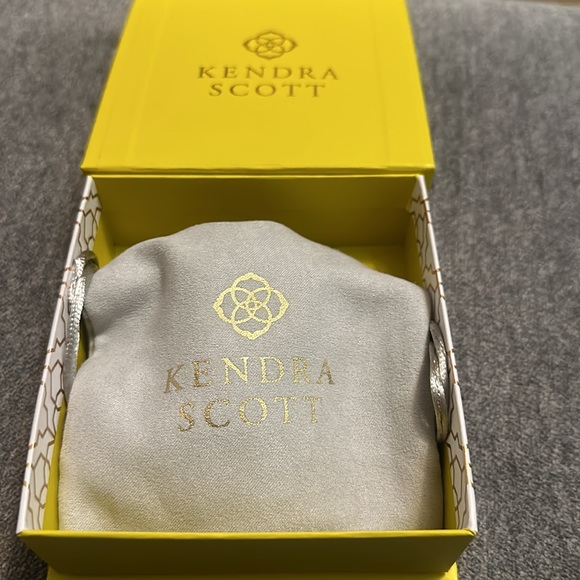 Karina Statement Earrings - Picture 5 of 6